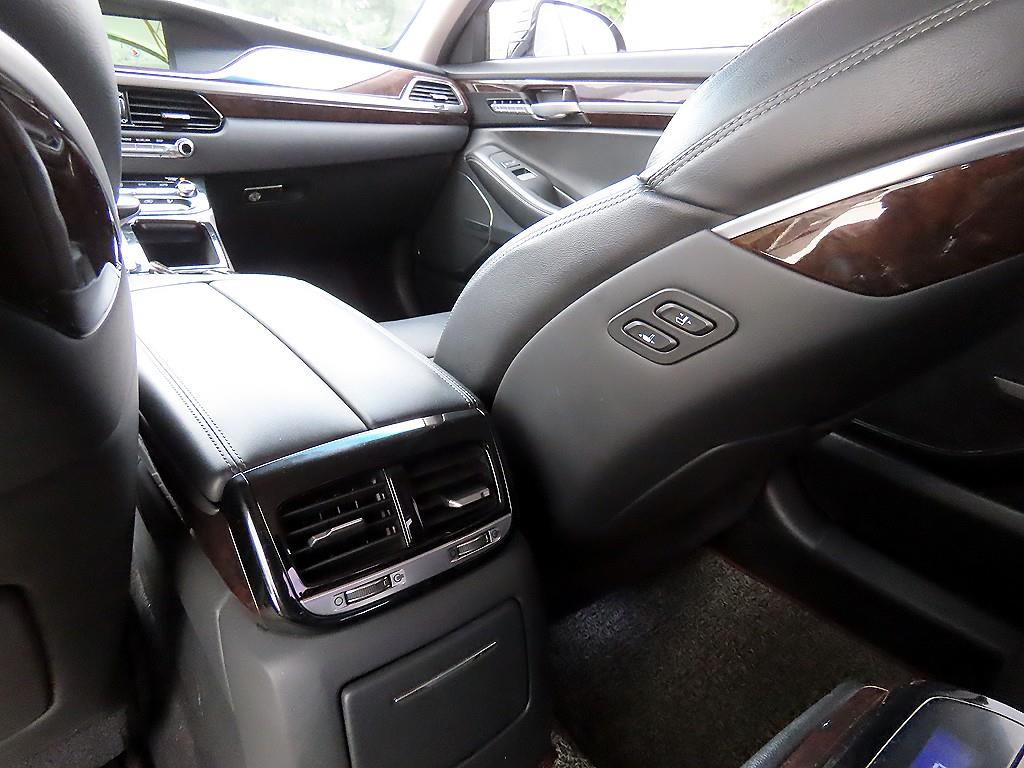 Genesis EQ900 — photo 17