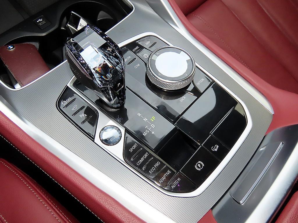 BMW X6 — photo 11