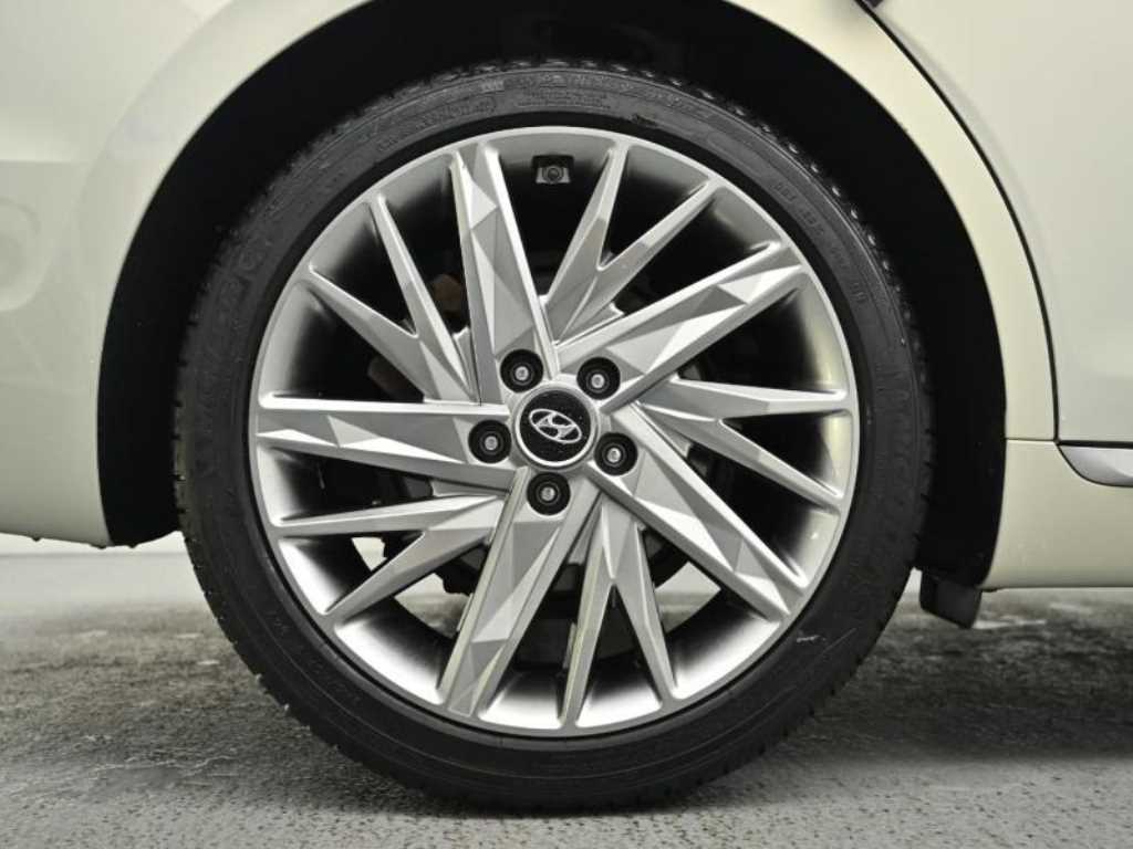 Hyundai Grandeur — photo 05