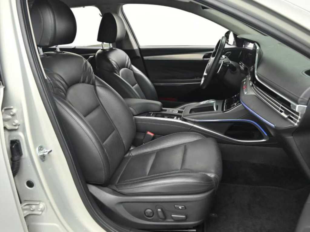 Hyundai Grandeur — photo 10