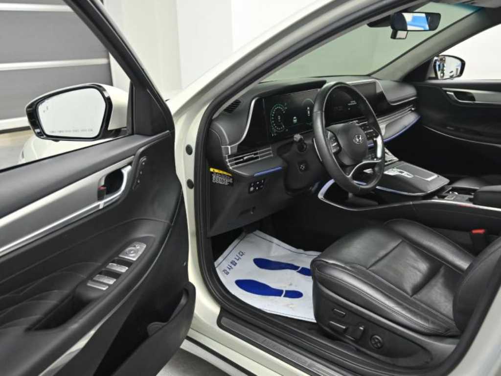 Hyundai Grandeur — photo 11