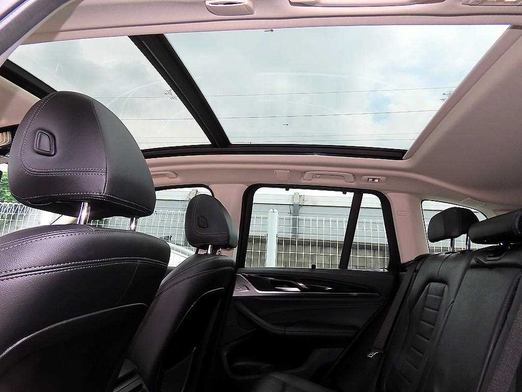 BMW X3 — photo 16