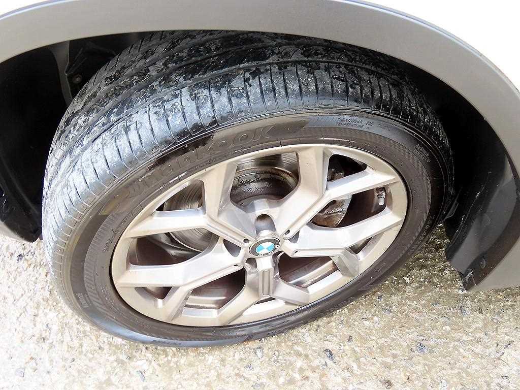 BMW X3 — photo 20