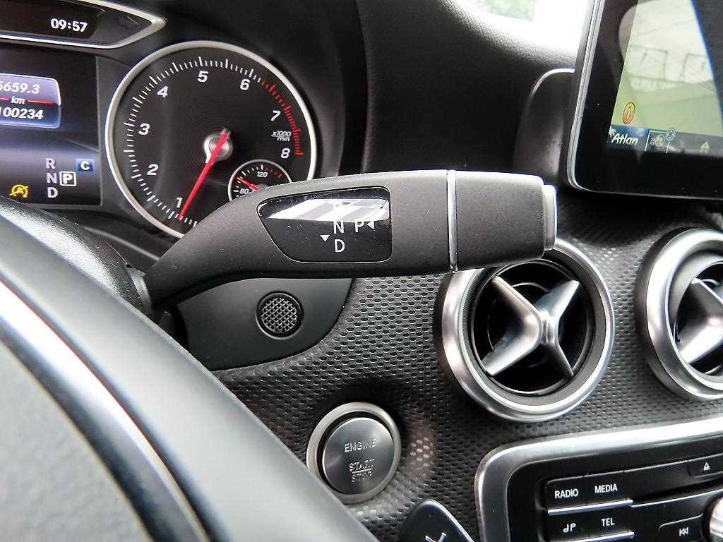 Mercedes-Benz A-Class — photo 10