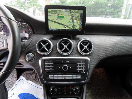 Mercedes-Benz A-Class — photo 12
