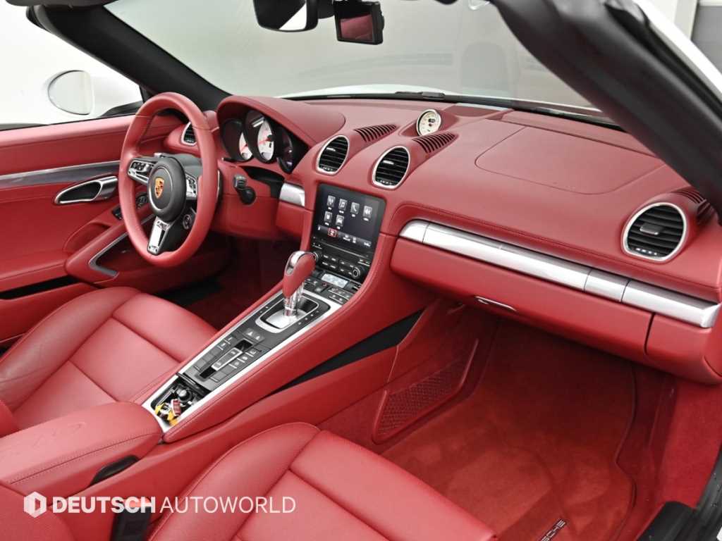 Porsche 718 — photo 07