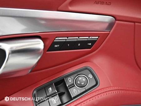 Porsche 718 — photo 16