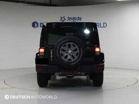Jeep Wrangler — photo 04