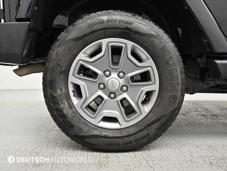 Jeep Wrangler — photo 05