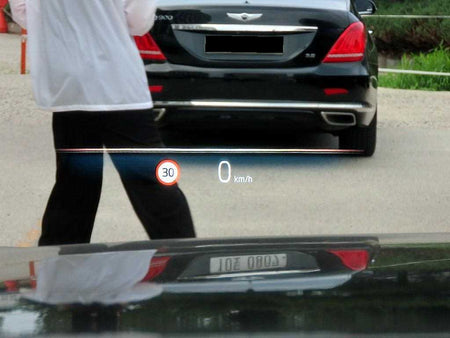 BMW 7-Series — photo 10