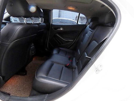 Mercedes-Benz GLA-Class — photo 06