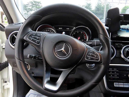 Mercedes-Benz GLA-Class — photo 08