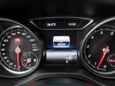 Mercedes-Benz GLA-Class — photo 09
