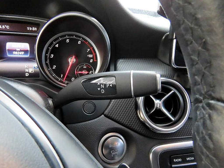 Mercedes-Benz GLA-Class — photo 10