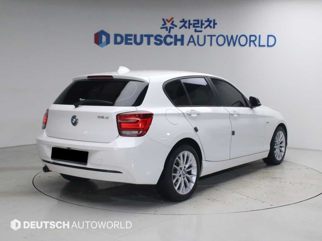 BMW 1-Series — photo 02