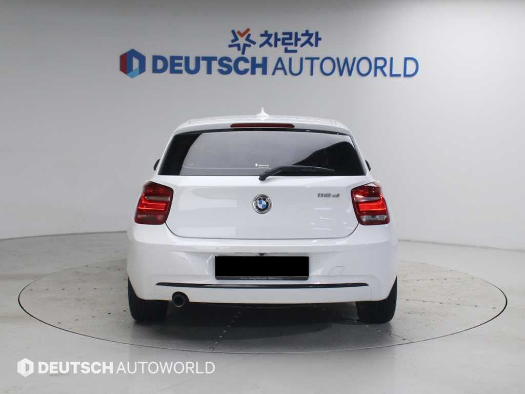 BMW 1-Series — photo 04