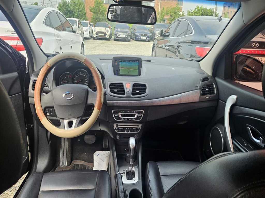 RENAULT SM3 — photo 06