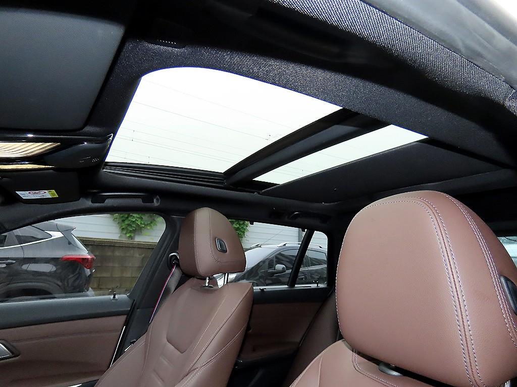 BMW 3-Series — photo 15