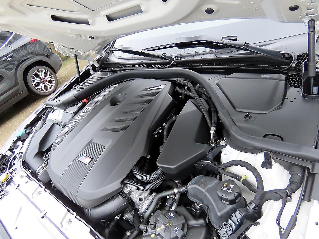 BMW 3-Series — photo 19