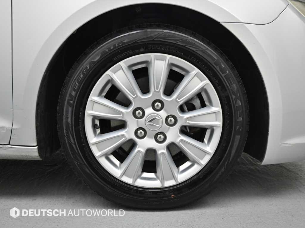 CHEVROLET Alpheon — photo 05