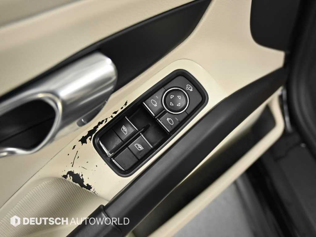 Porsche 718 — photo 12