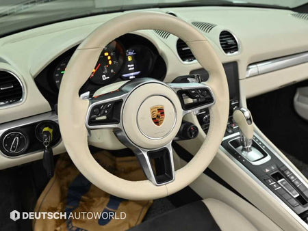 Porsche 718 — photo 13