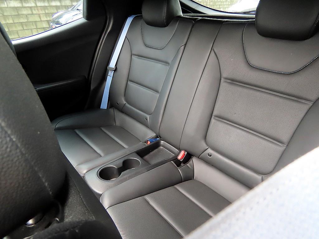 Hyundai Veloster — photo 05