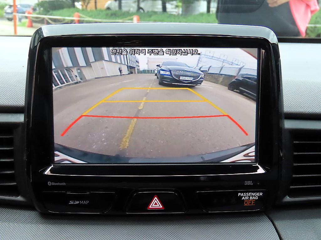 Hyundai Veloster — photo 14