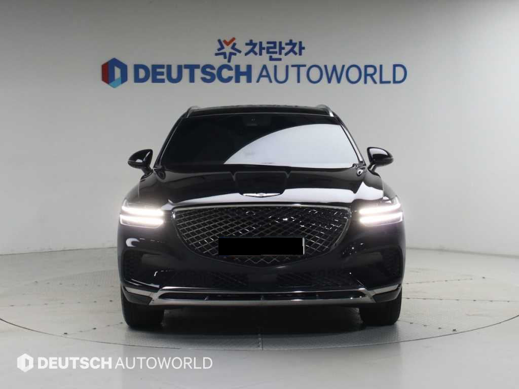 Genesis GV70 — photo 03