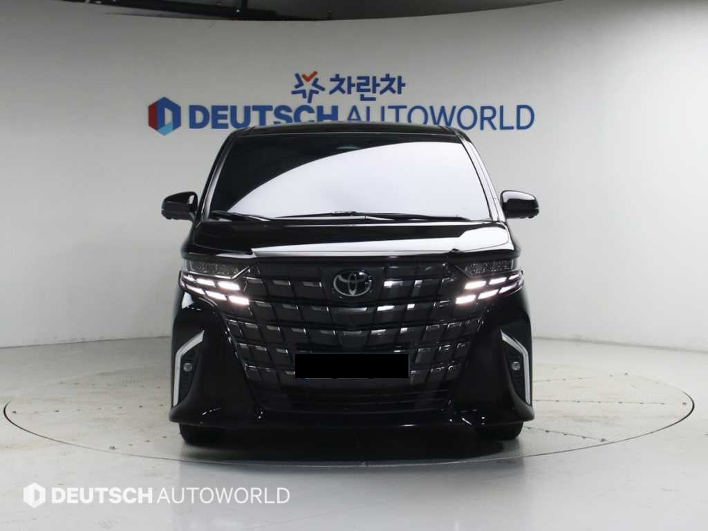 Toyota Alphard — photo 03