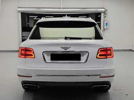 Bentley Bentayga — photo 02