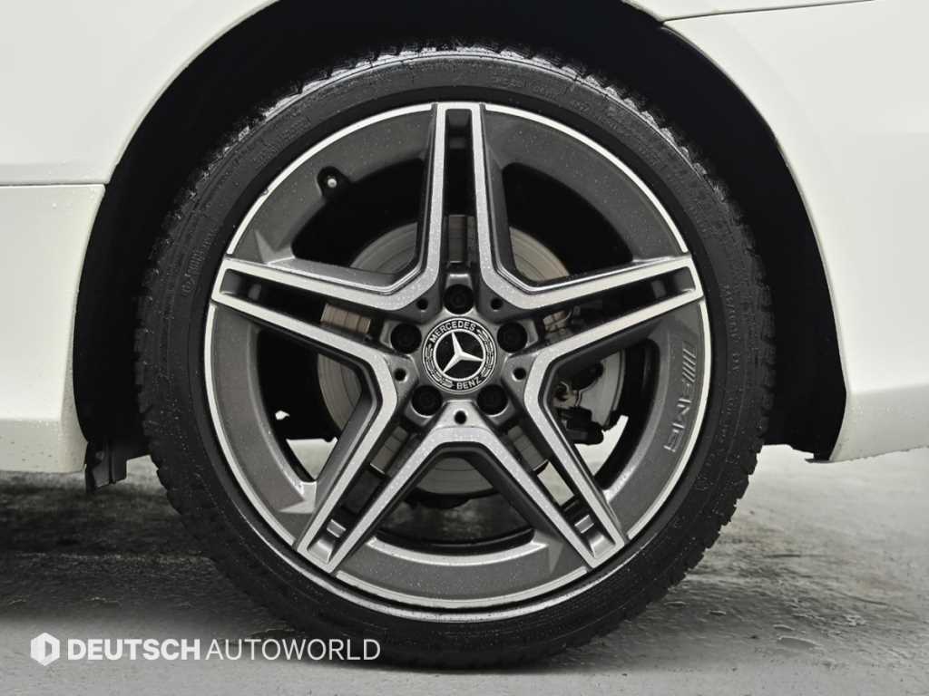 Mercedes-Benz C-Class — photo 05