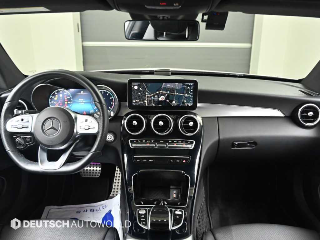 Mercedes-Benz C-Class — photo 07