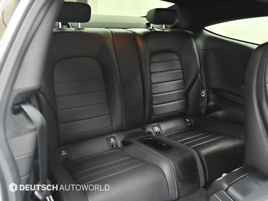 Mercedes-Benz C-Class — photo 12