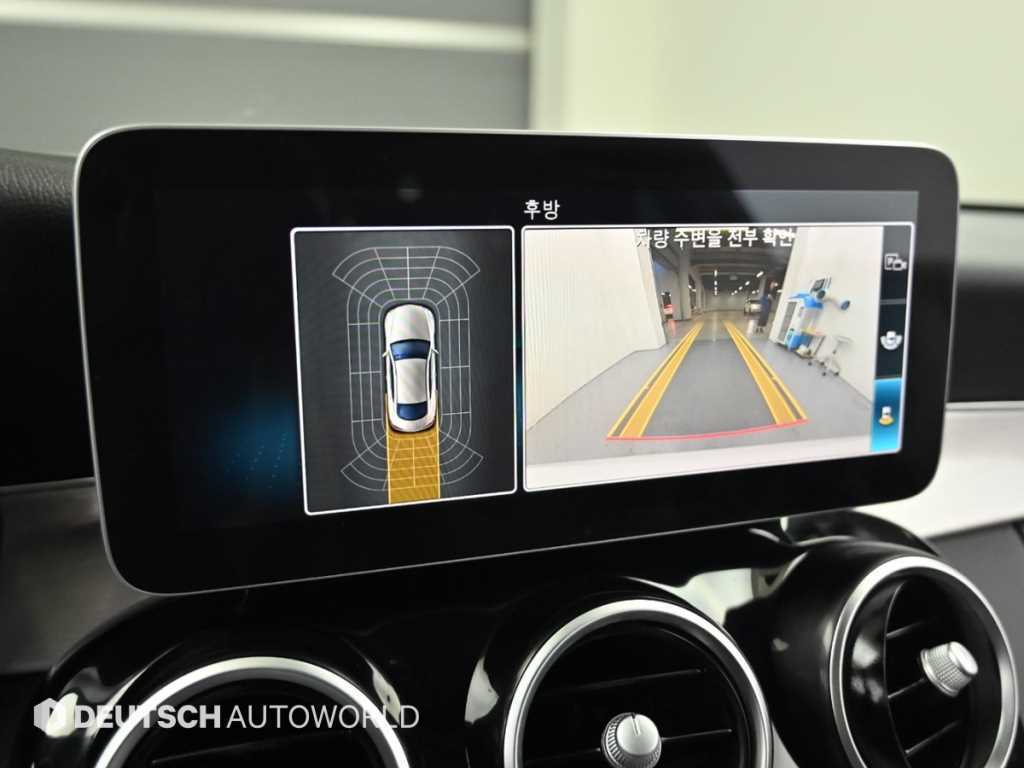 Mercedes-Benz C-Class — photo 15