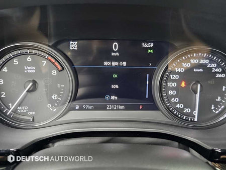 Cadillac XT6 — photo 08