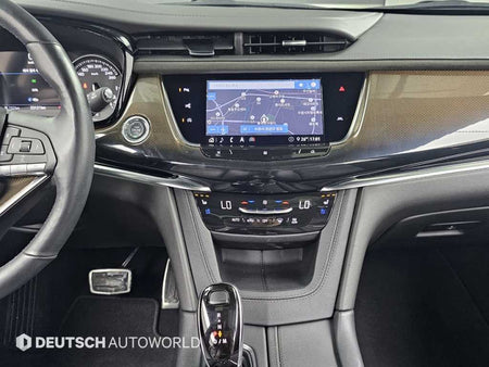Cadillac XT6 — photo 14