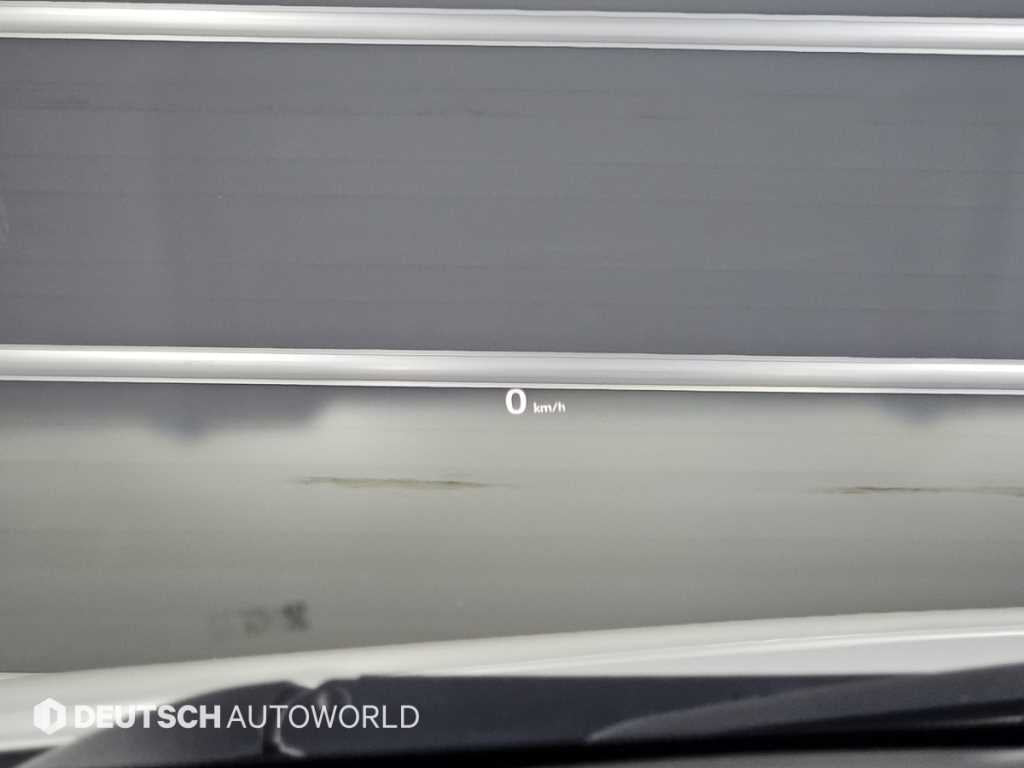 Cadillac XT6 — photo 17
