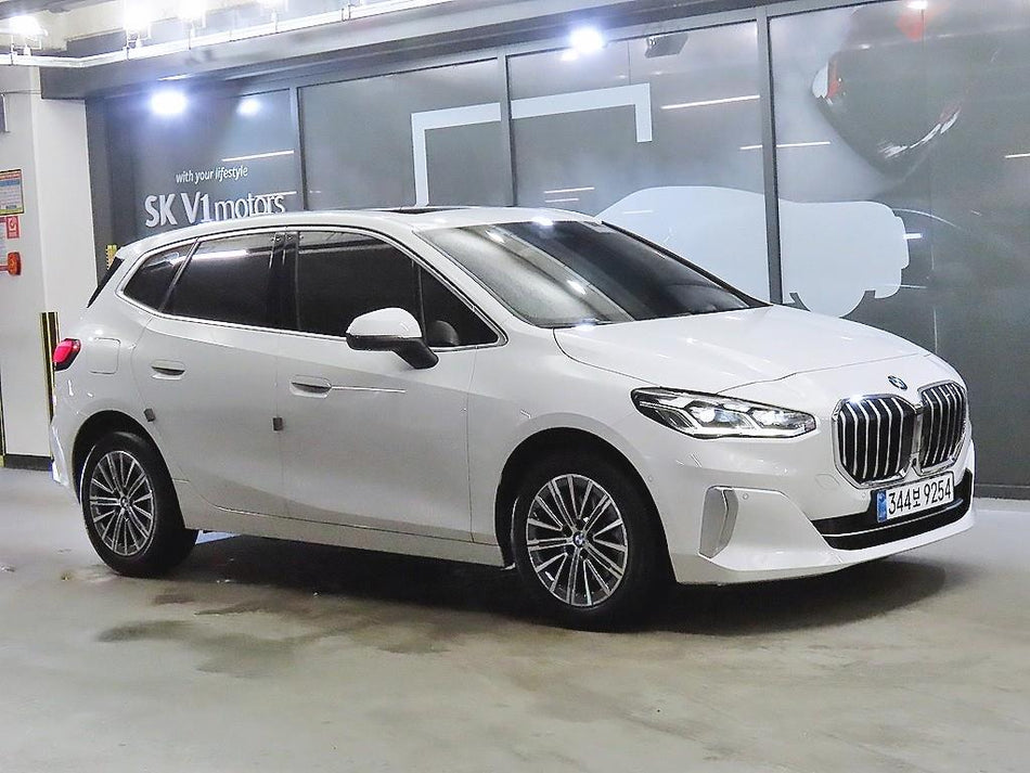 BMW 2-Series — photo 01