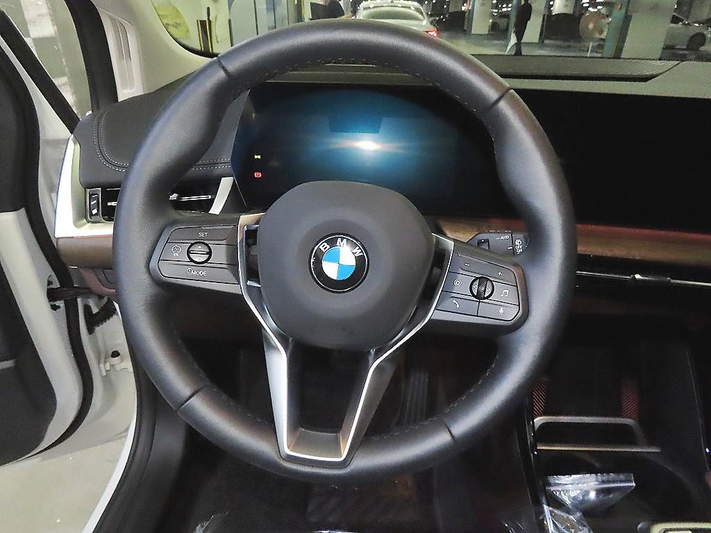 BMW 2-Series — photo 08
