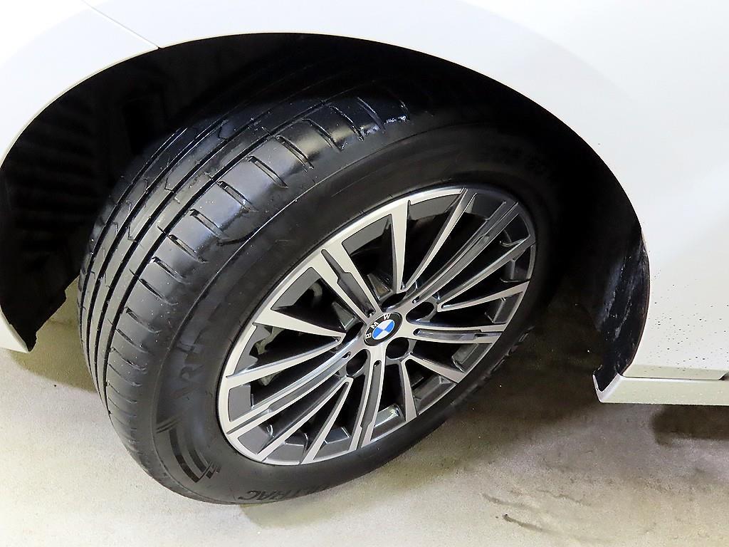 BMW 2-Series — photo 20