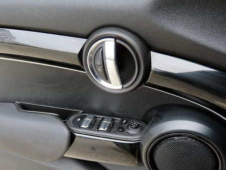 Mini Cooper — photo 11