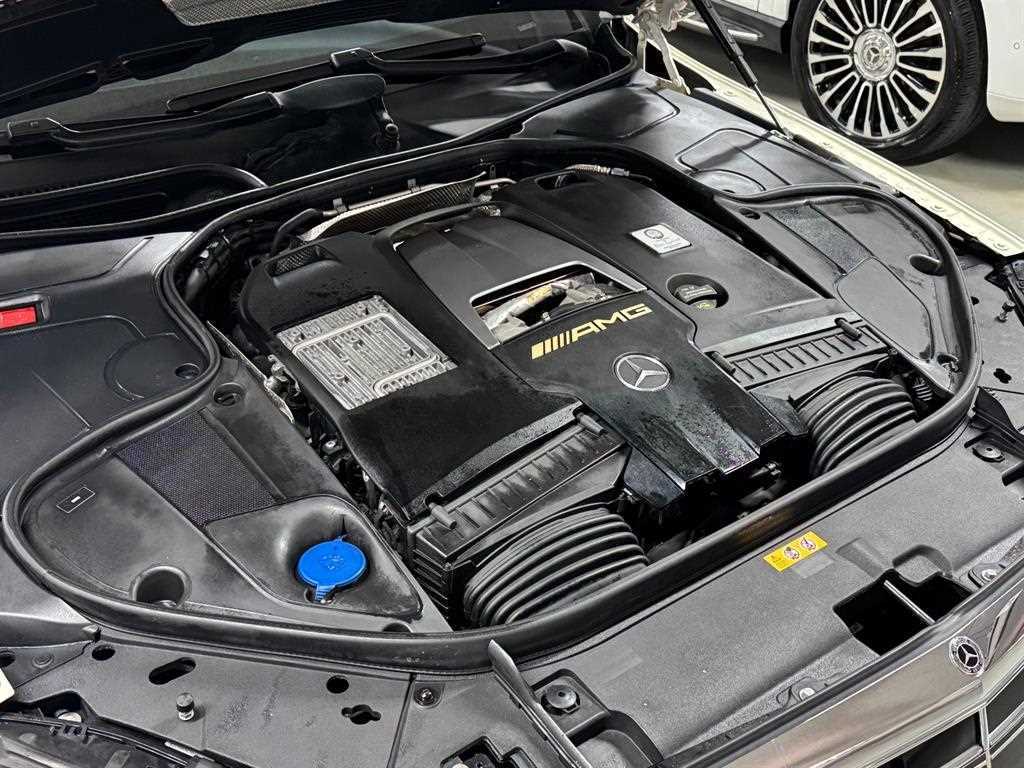 Mercedes-Benz S-Class — photo 08