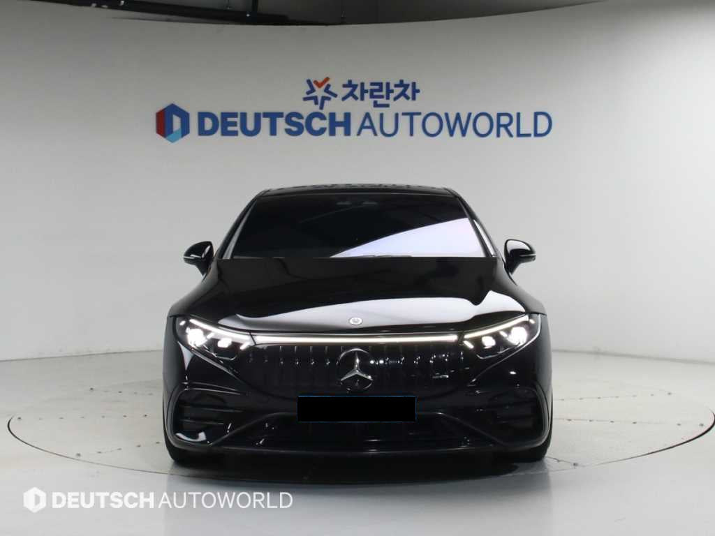 Mercedes-Benz EQS — photo 03