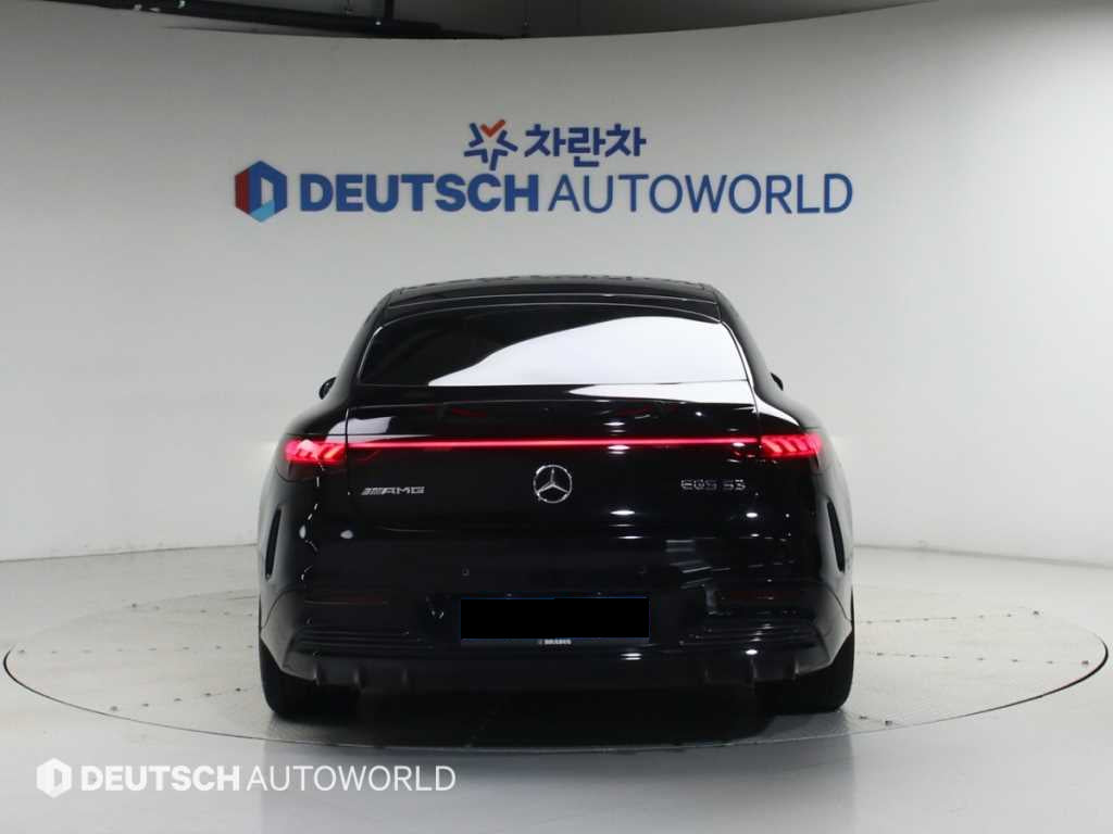 Mercedes-Benz EQS — photo 04