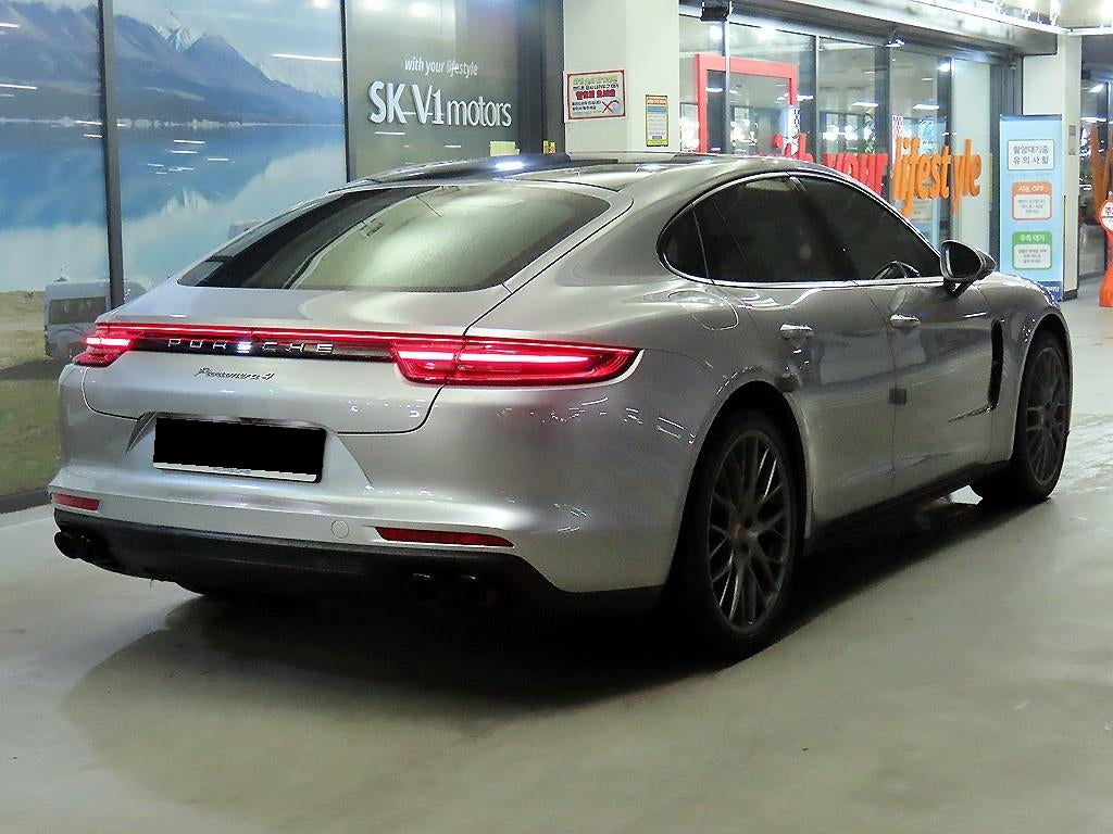 Porsche Panamera — photo 04