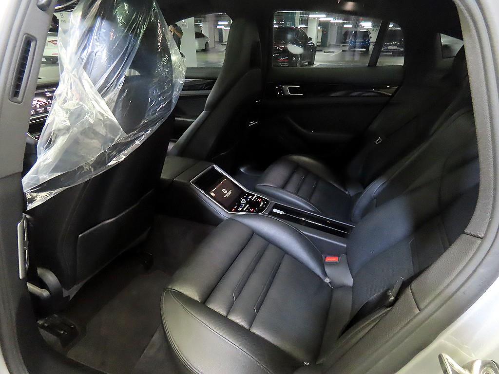 Porsche Panamera — photo 07