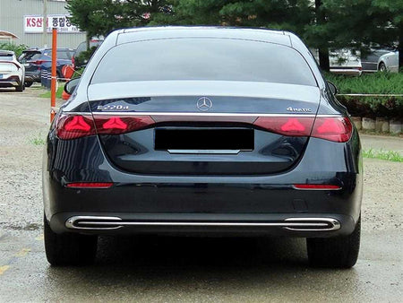 Mercedes-Benz E-Class — photo 04