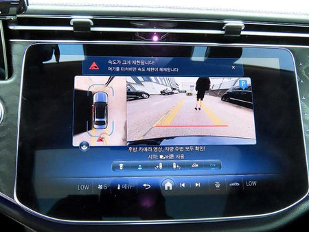 Mercedes-Benz E-Class — photo 13