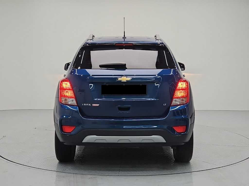 CHEVROLET Trax — photo 03